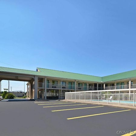 Rodeway Inn Нашвил Екстериор снимка